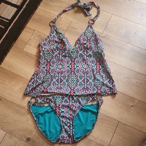 Converse One Star Multicolor Patterned  Swim Suit Set - Picture 1 of 5